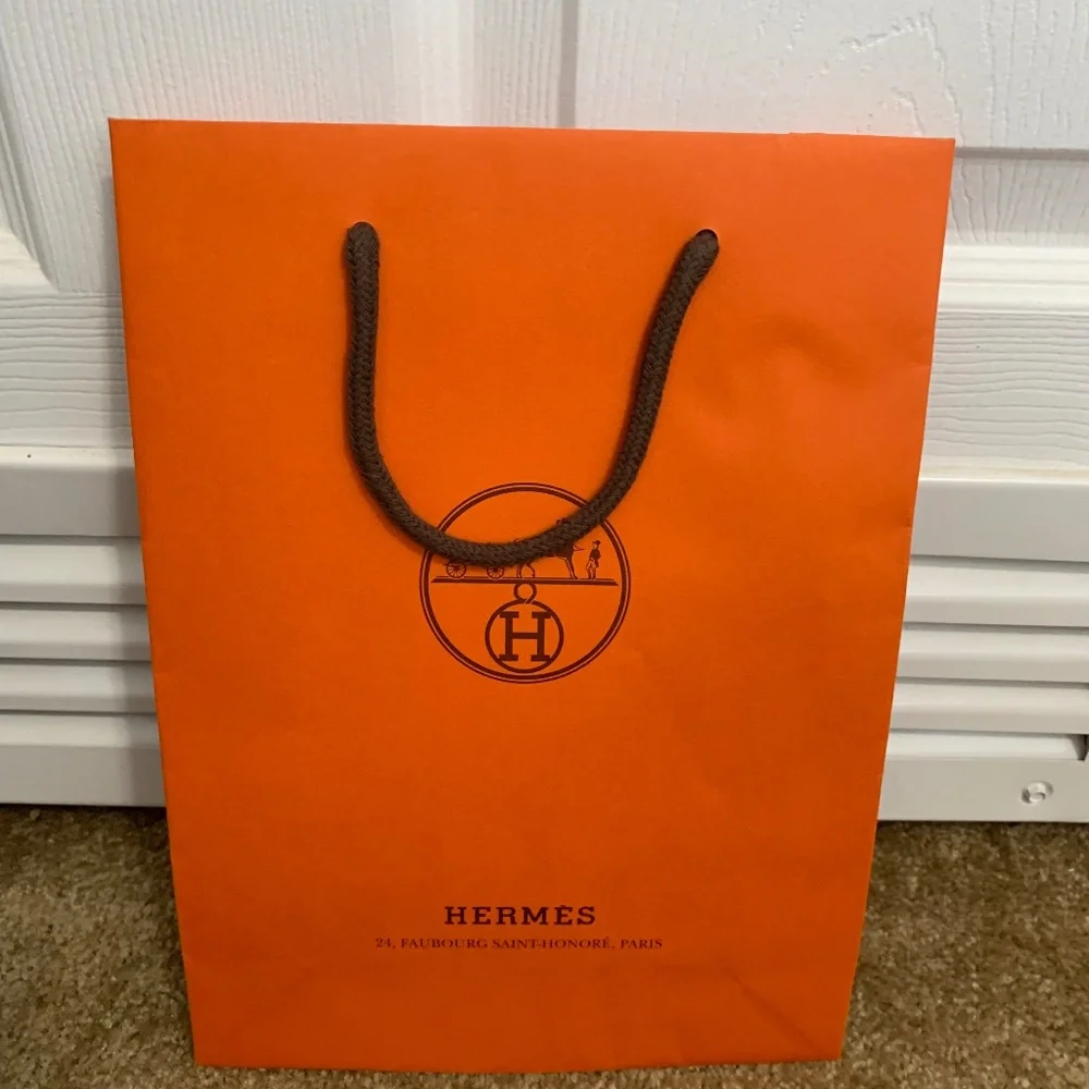 HERMES New Authentic Iconic Orange Paper Shopping Gift Bag